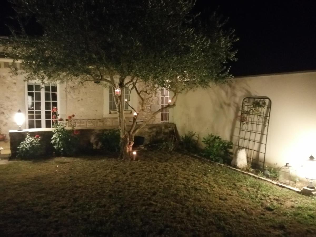 Longere Villariane Naveil المظهر الخارجي الصورة